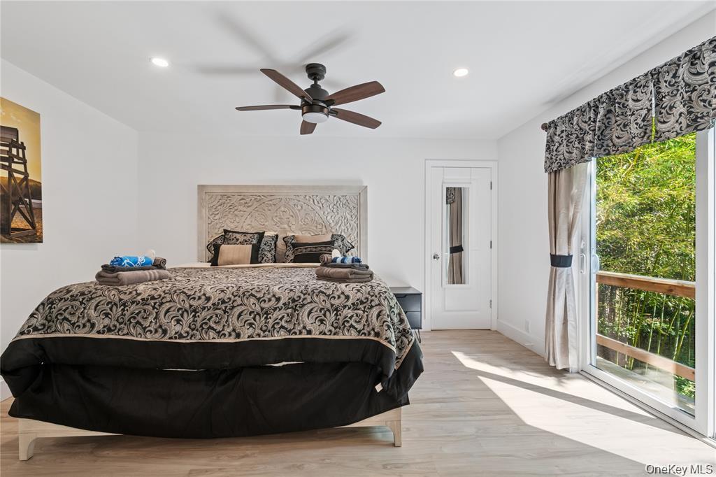 Single Family Sky Walk  Suffolk County, NY 11782, MLS-995314-12