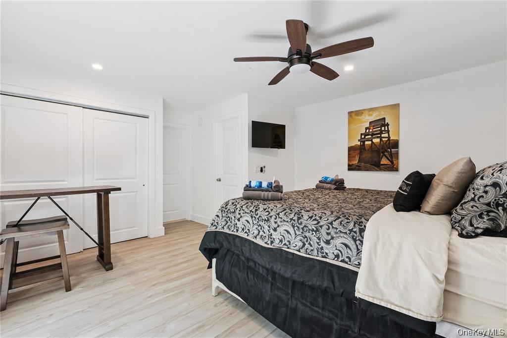 Single Family Sky Walk  Suffolk County, NY 11782, MLS-995314-14