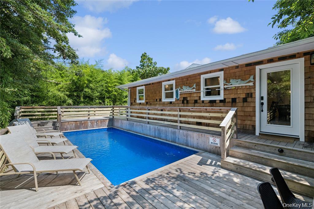 Single Family Sky Walk  Suffolk County, NY 11782, MLS-995314-40