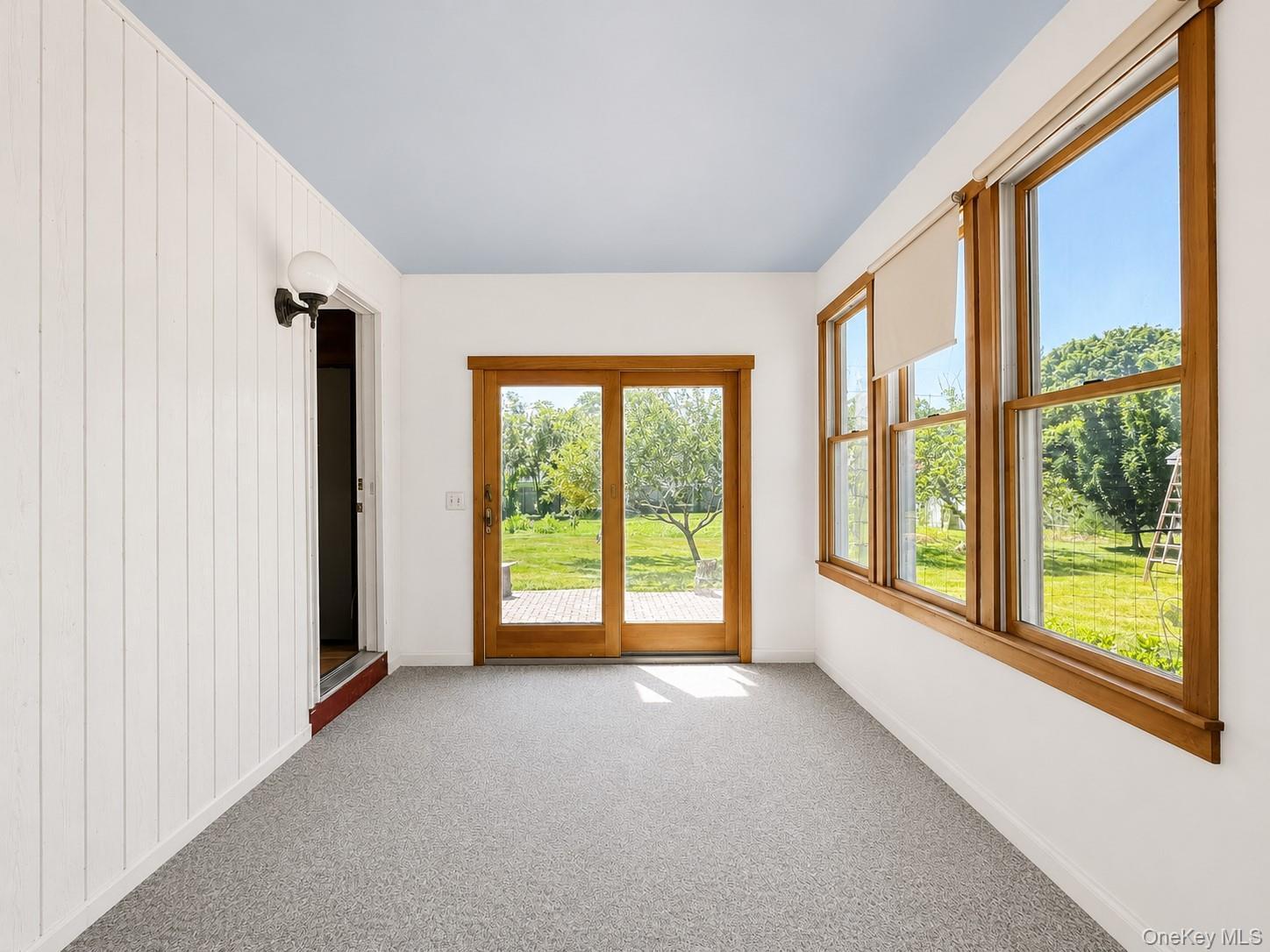 Single Family Roberts Lane  Suffolk County, NY 11940, MLS-995336-12