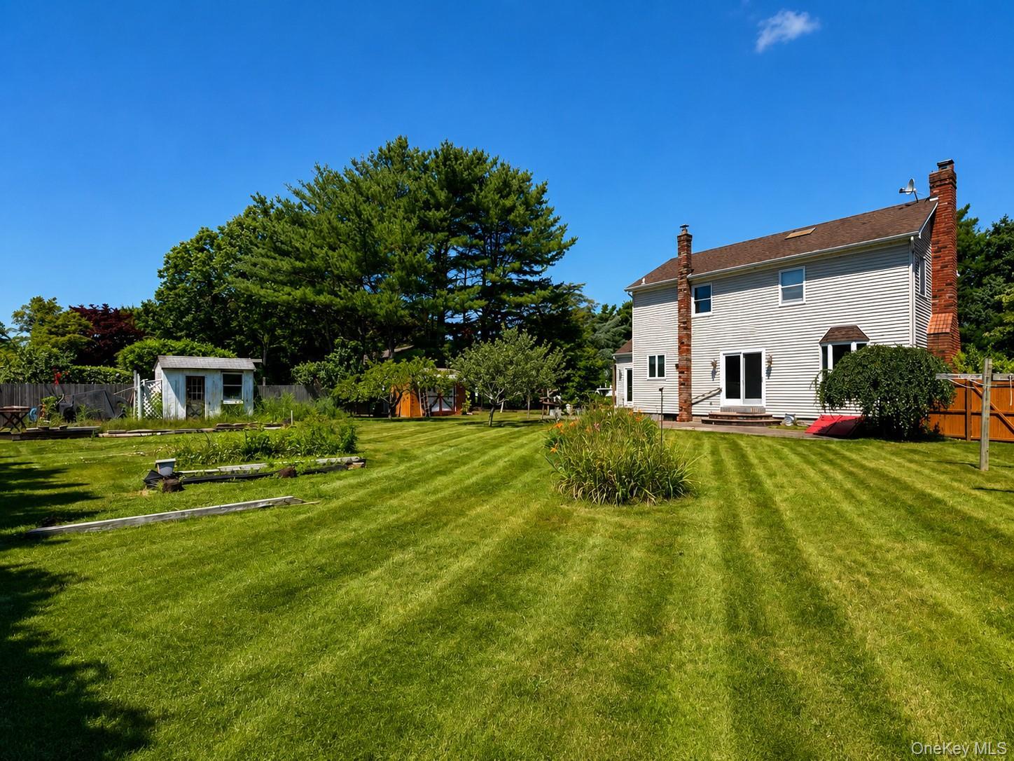 Single Family Roberts Lane  Suffolk County, NY 11940, MLS-995336-26