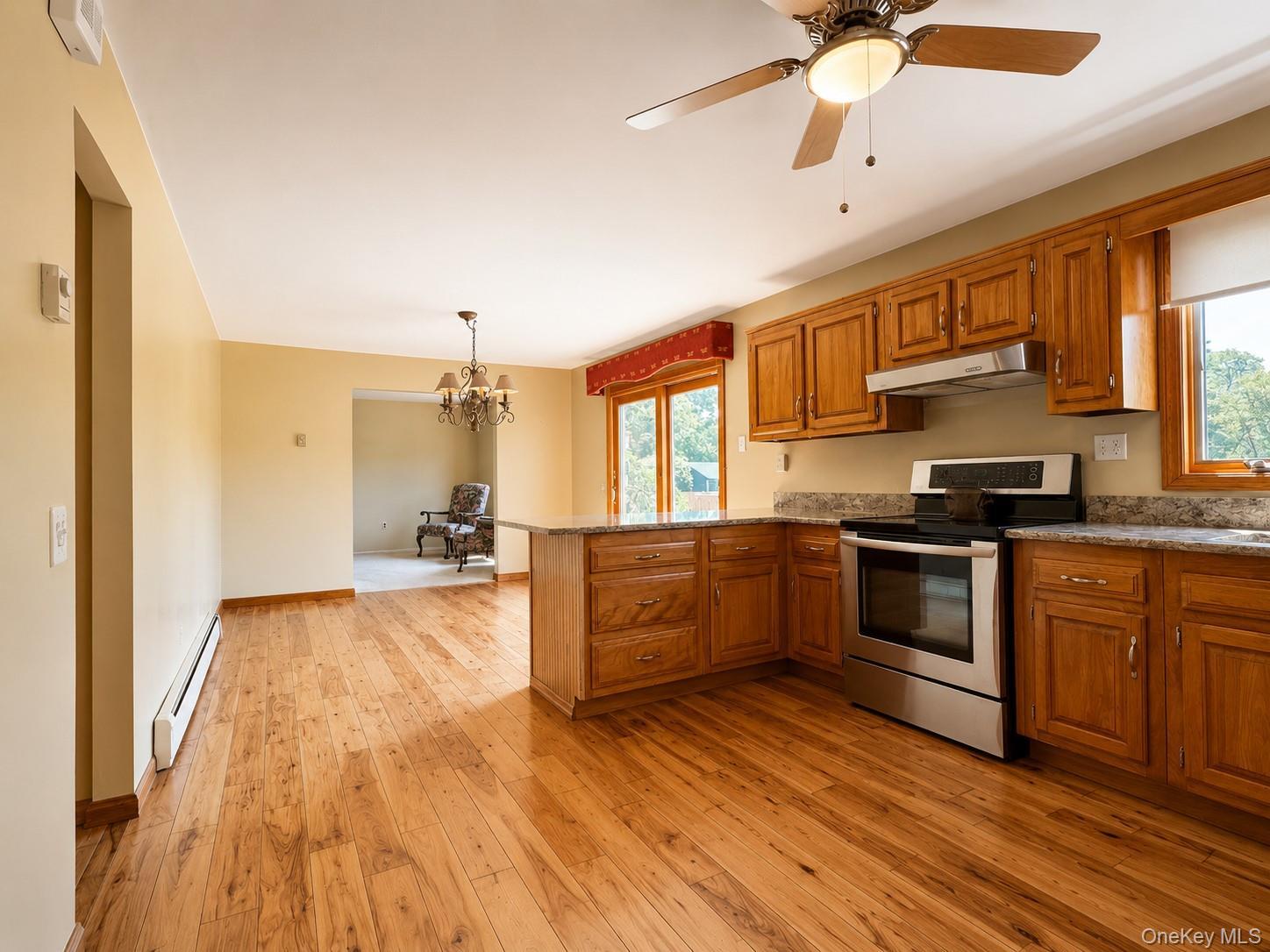 Single Family Roberts Lane  Suffolk County, NY 11940, MLS-995336-8