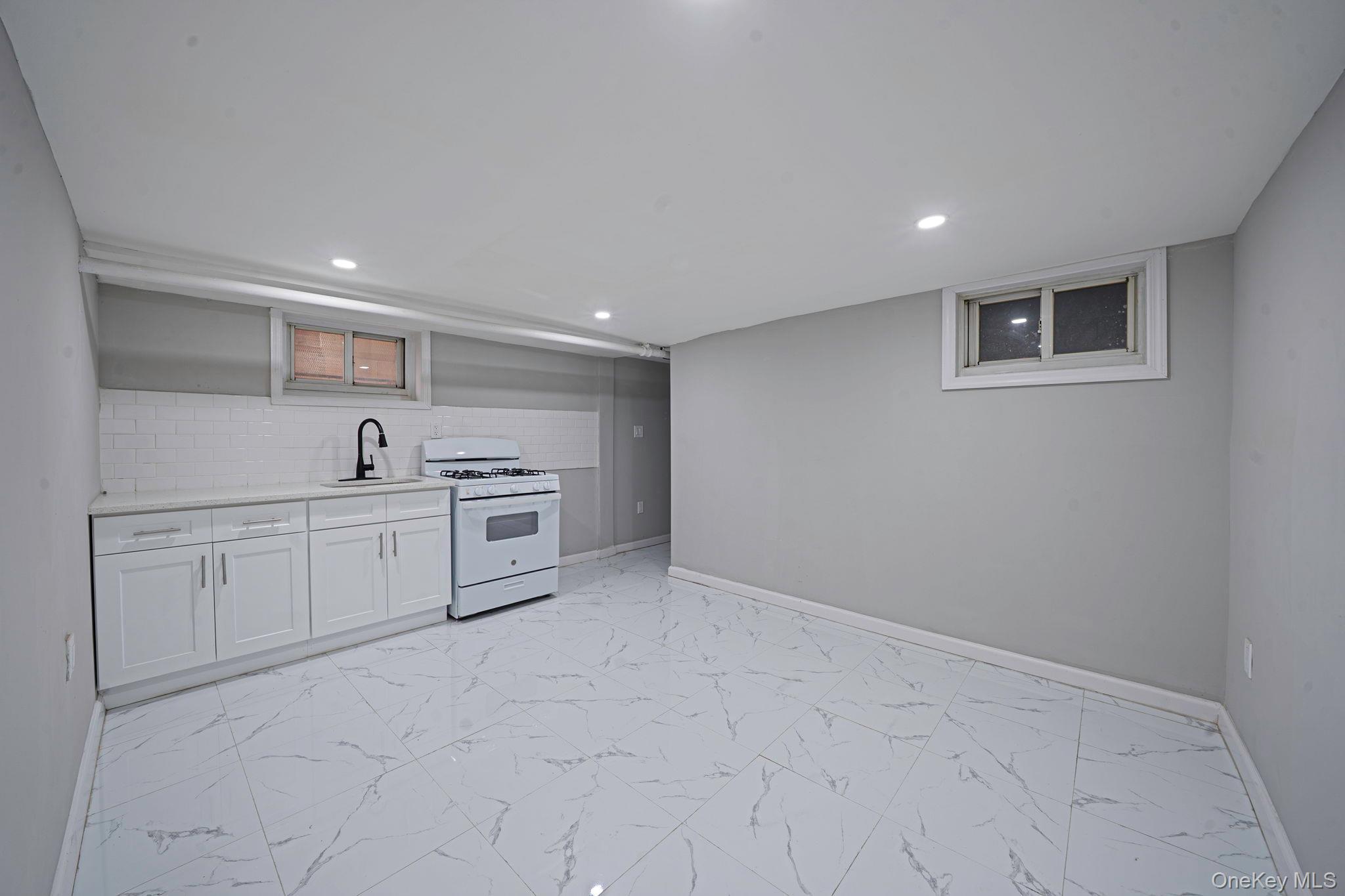 Single Family 89th  Queens, NY 11418, MLS-995352-19