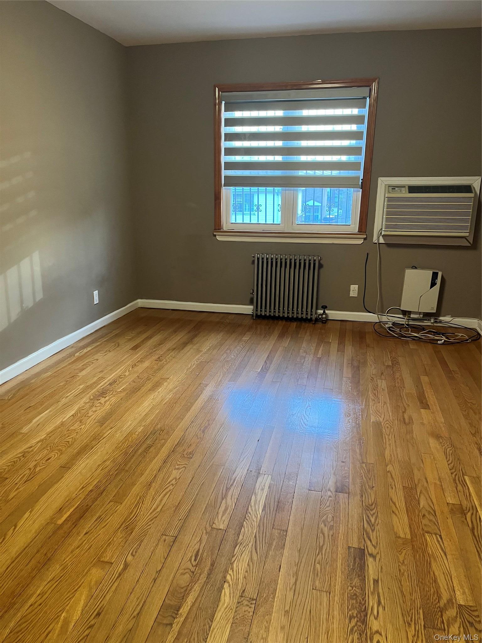 Single Family 194th  Queens, NY 11365, MLS-995365-7