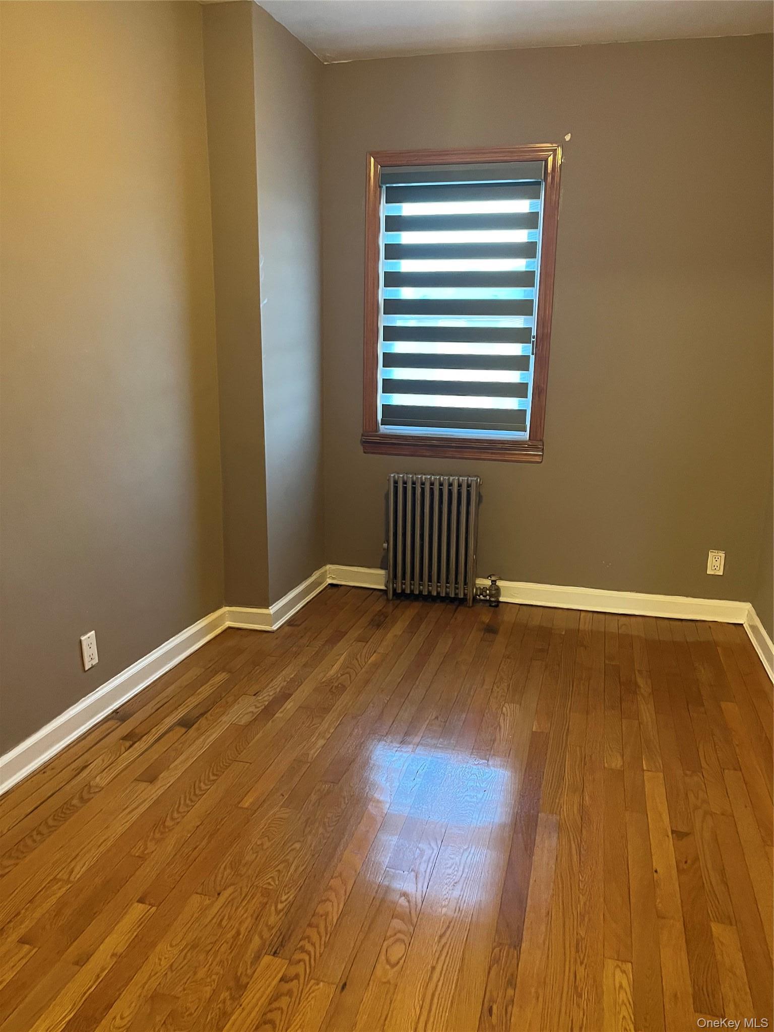 Single Family 194th  Queens, NY 11365, MLS-995365-9