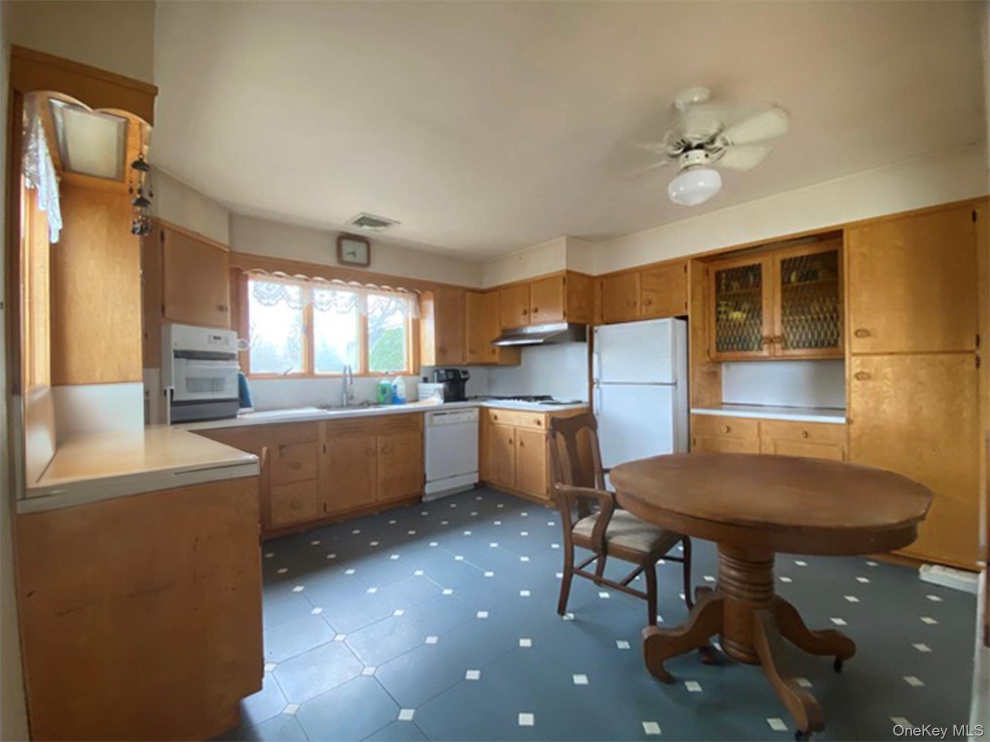 Single Family Sound Drive Suffolk County, NY 11944, MLS-995366-16