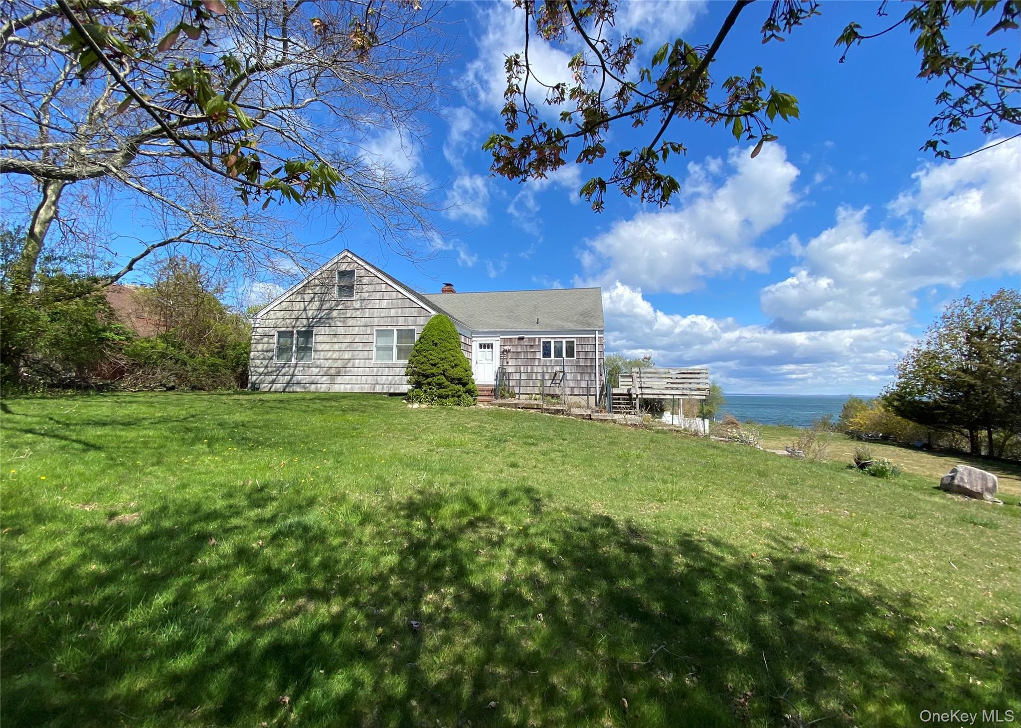 Single Family Sound Drive Suffolk County, NY 11944, MLS-995366-5