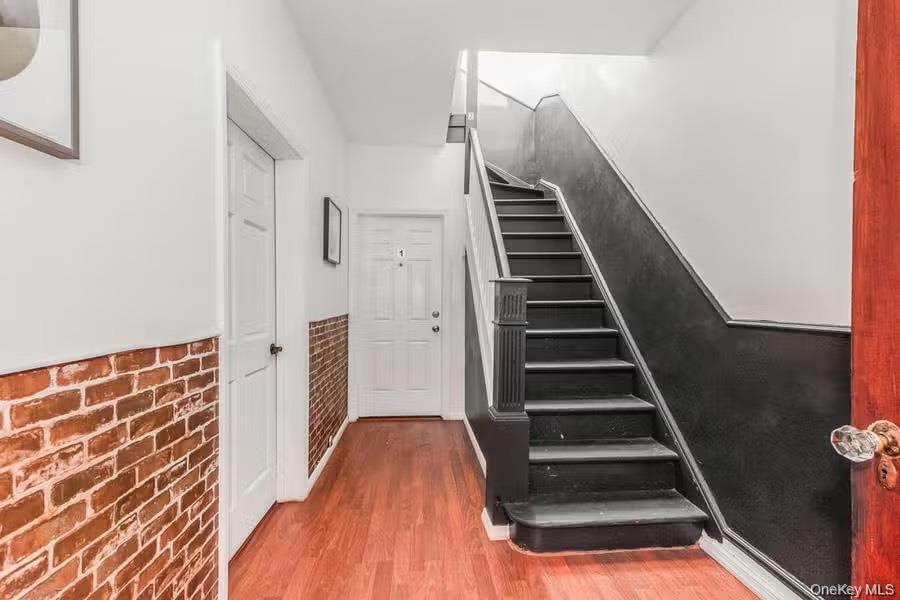 Single Family 221st Bronx, NY 10469, MLS-995395-24