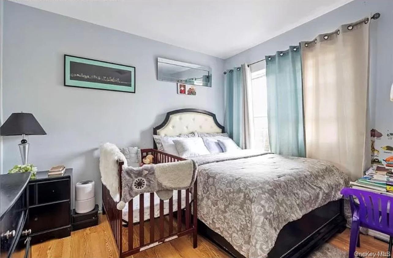 Single Family 221st Bronx, NY 10469, MLS-995395-30
