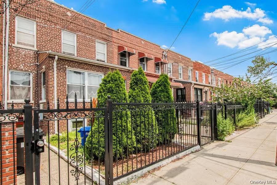 Single Family 221st Bronx, NY 10469, MLS-995395-38