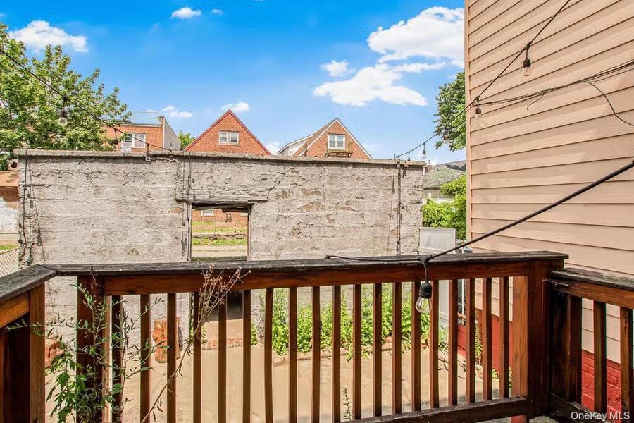 Single Family 221st  Bronx, NY 10469, MLS-995395-42