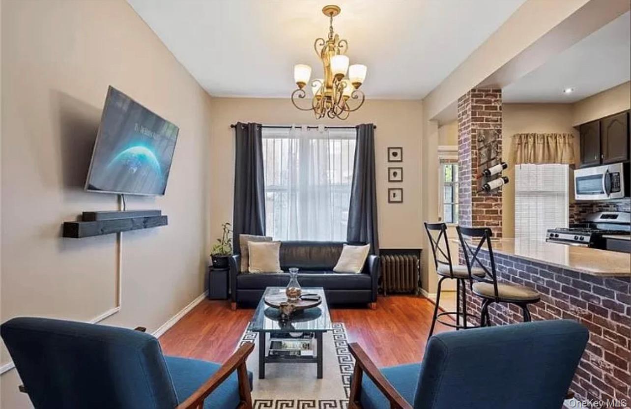 Single Family 221st Bronx, NY 10469, MLS-995395-6