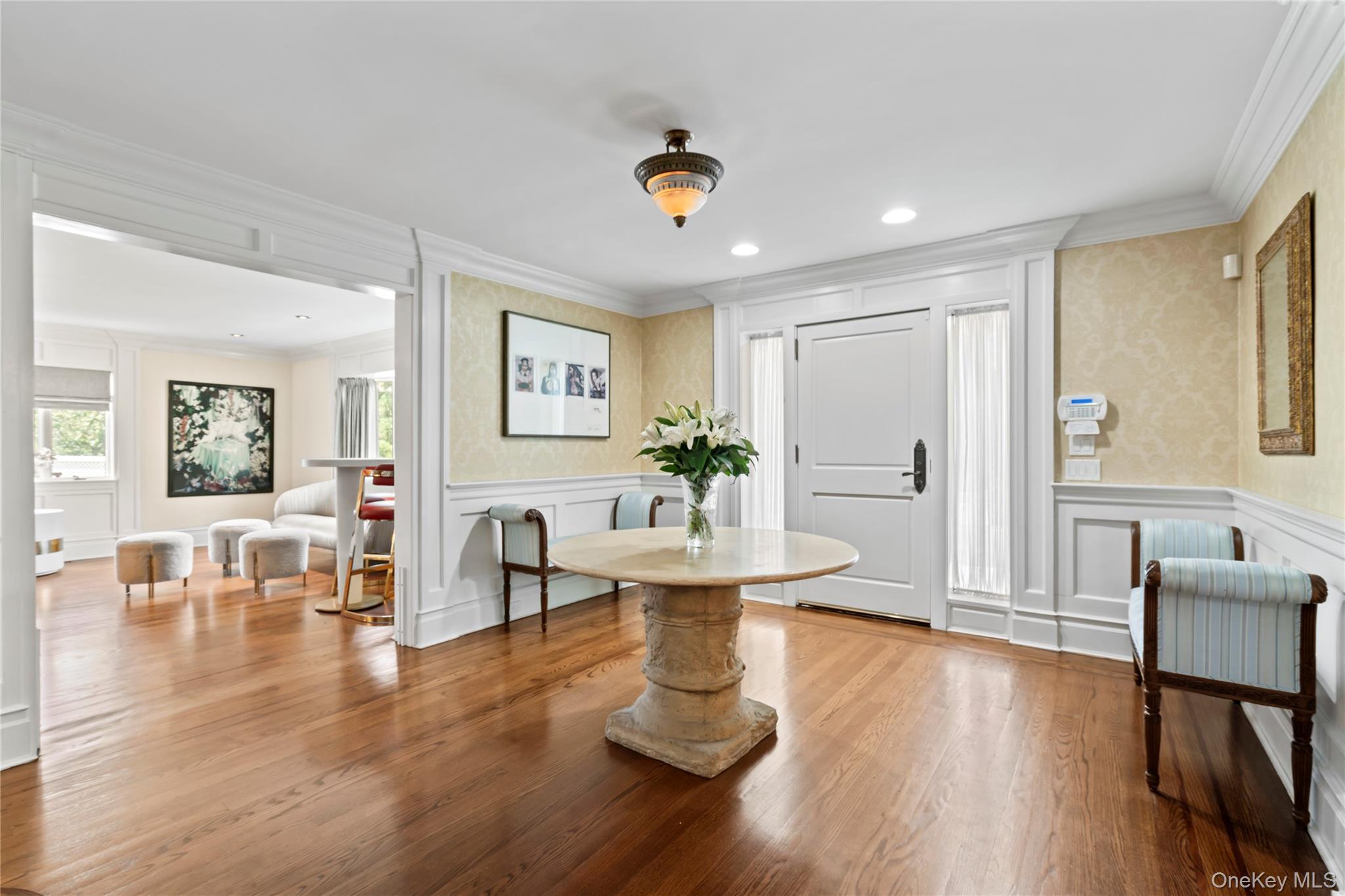 Single Family Montrose Court  Nassau County, NY 11576, MLS-995401-4