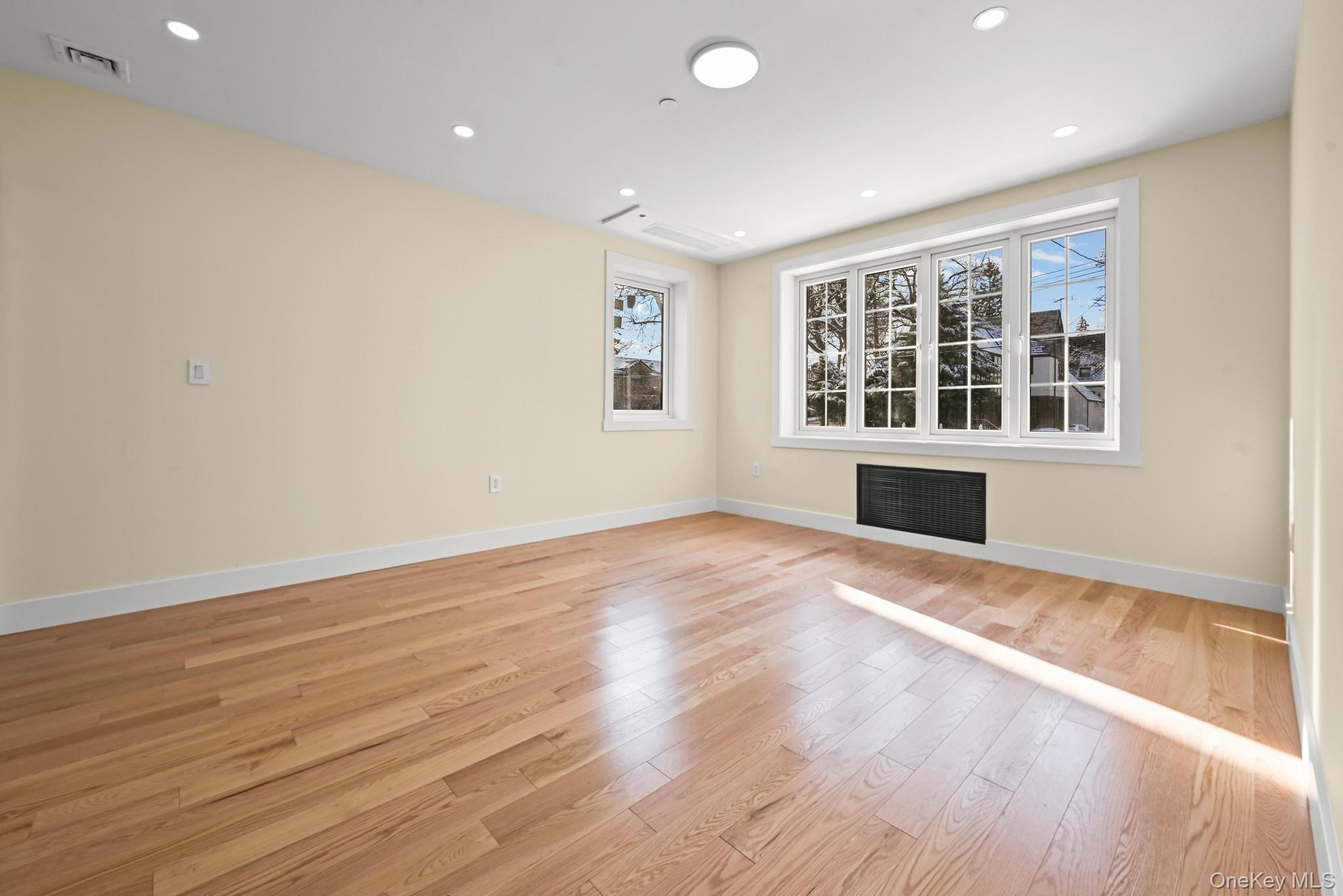 Single Family 164th Street  Queens, NY 11358, MLS-995407-14