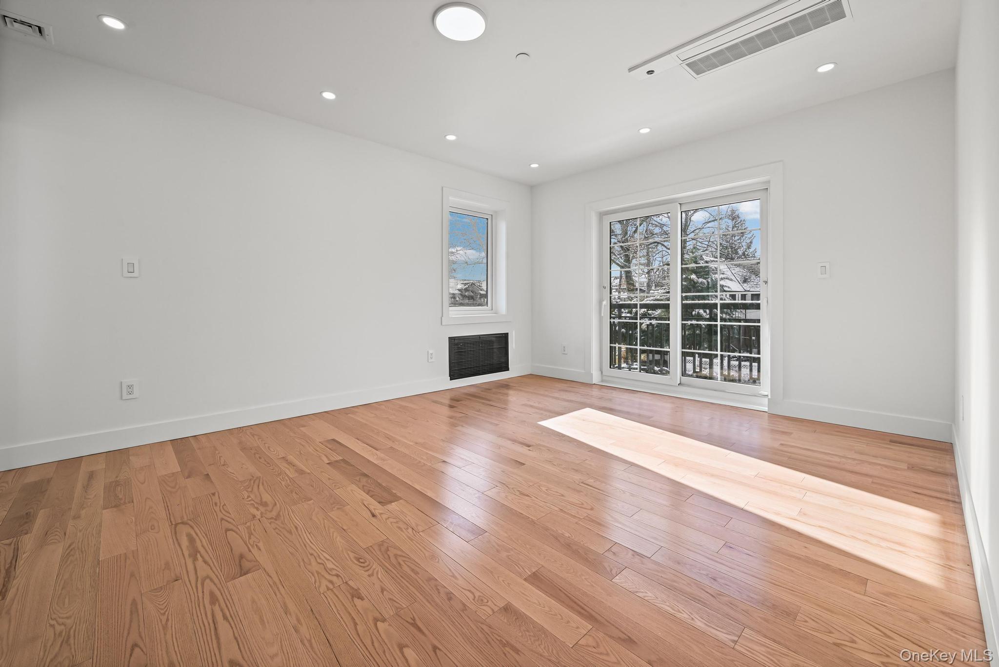 Single Family 164th Street  Queens, NY 11358, MLS-995407-22