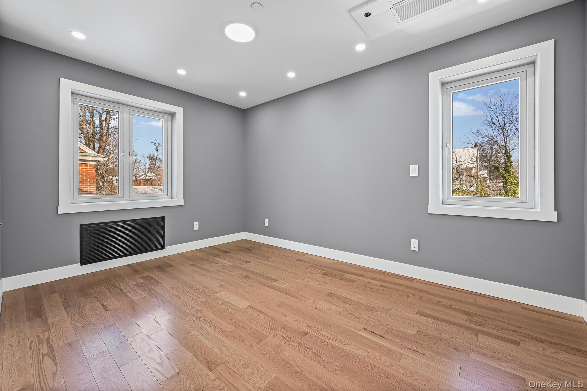 Single Family 164th Street  Queens, NY 11358, MLS-995407-29