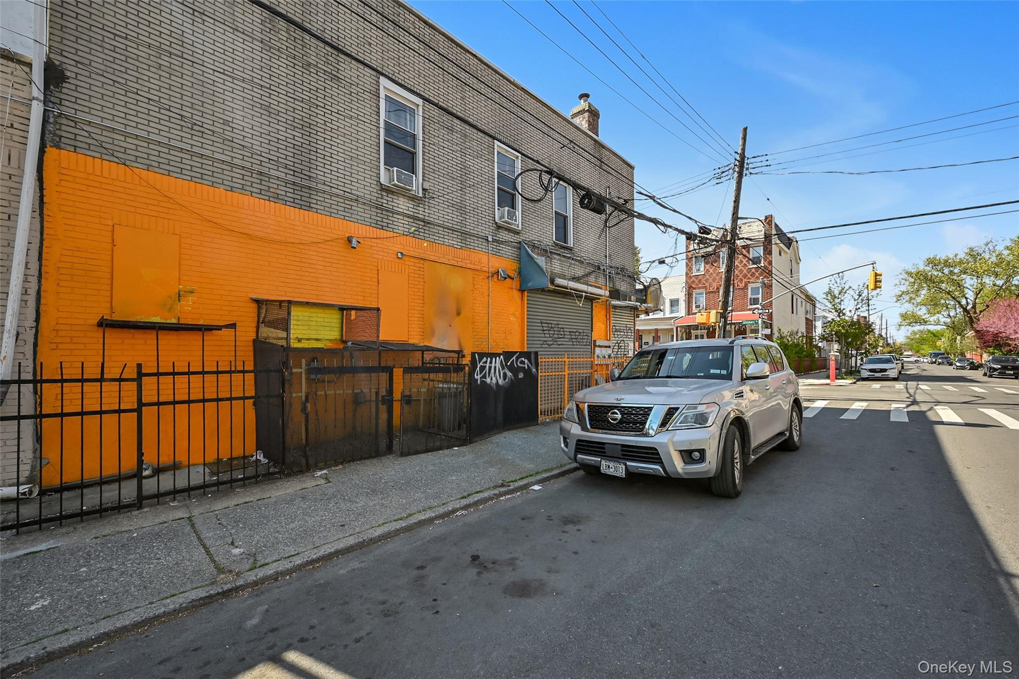 Commercial Lease Glenmore Avenue  Brooklyn, NY 11208, MLS-995416-10