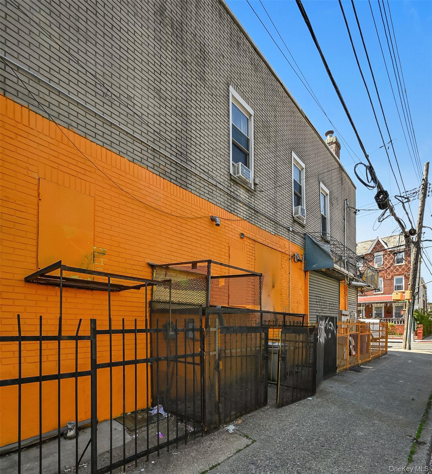 Commercial Lease Glenmore Avenue  Brooklyn, NY 11208, MLS-995416-9