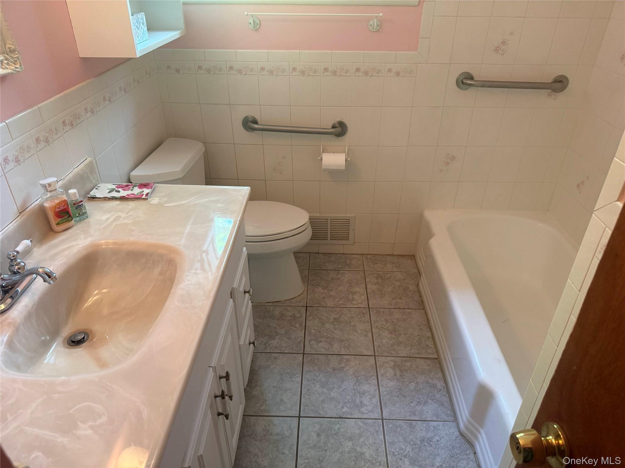 Single Family Greene Road Rockland County, NY 10977, MLS-995433-12