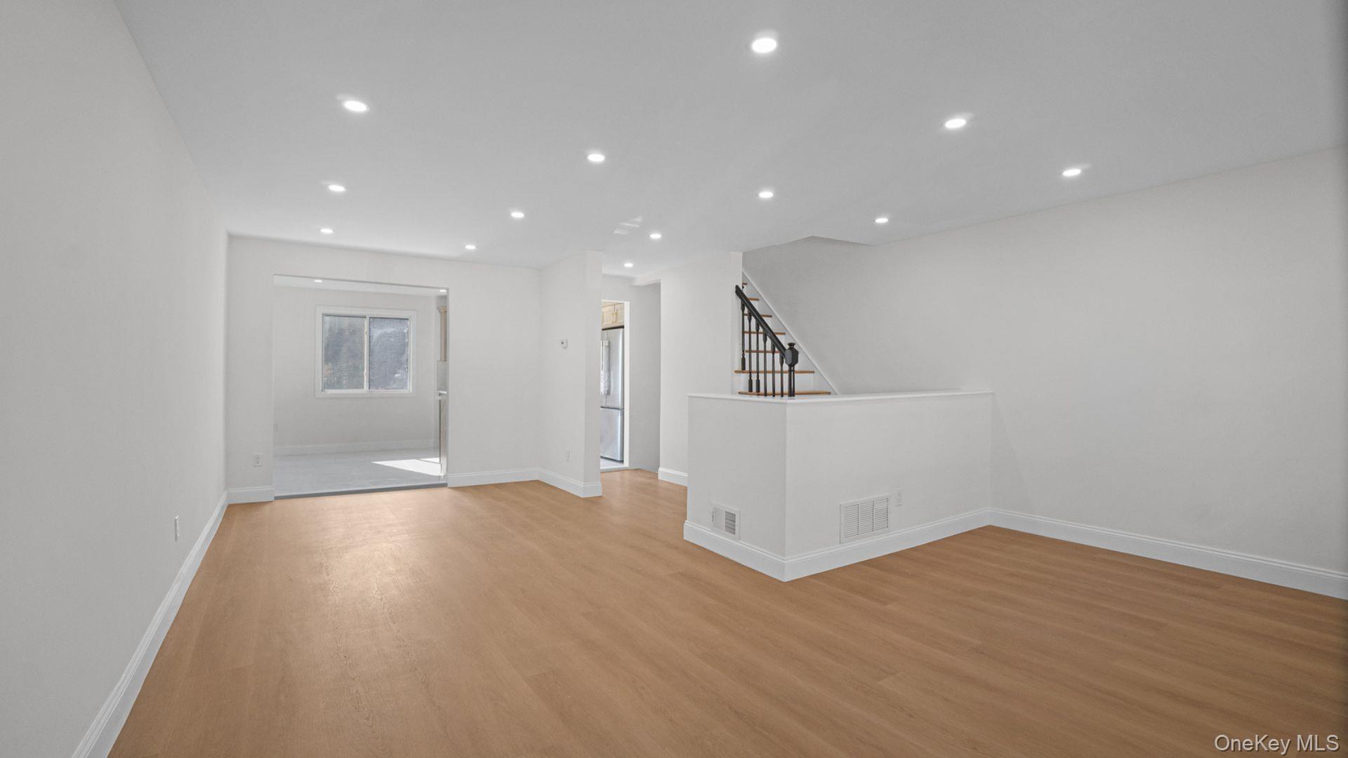 Single Family Barnes Avenue Bronx, NY 10467, MLS-995465-13