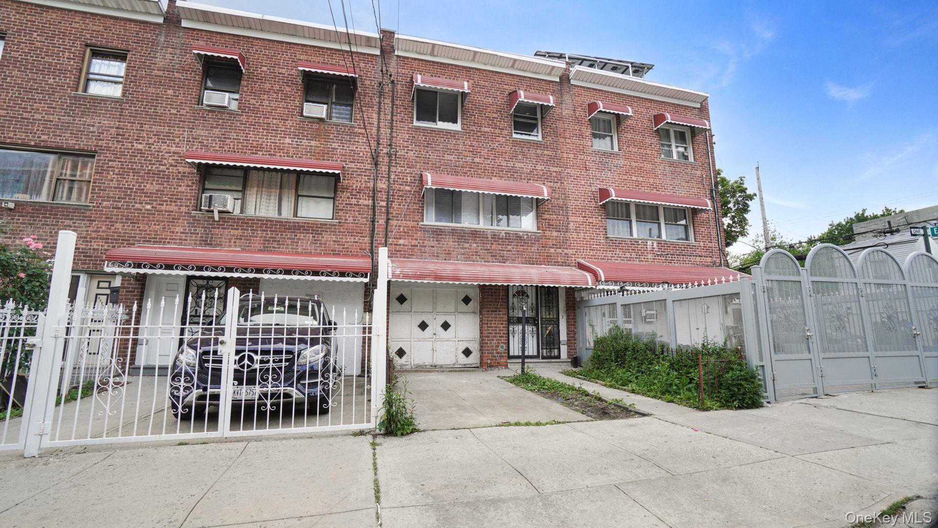 Single Family Barnes Avenue Bronx, NY 10467, MLS-995465-26