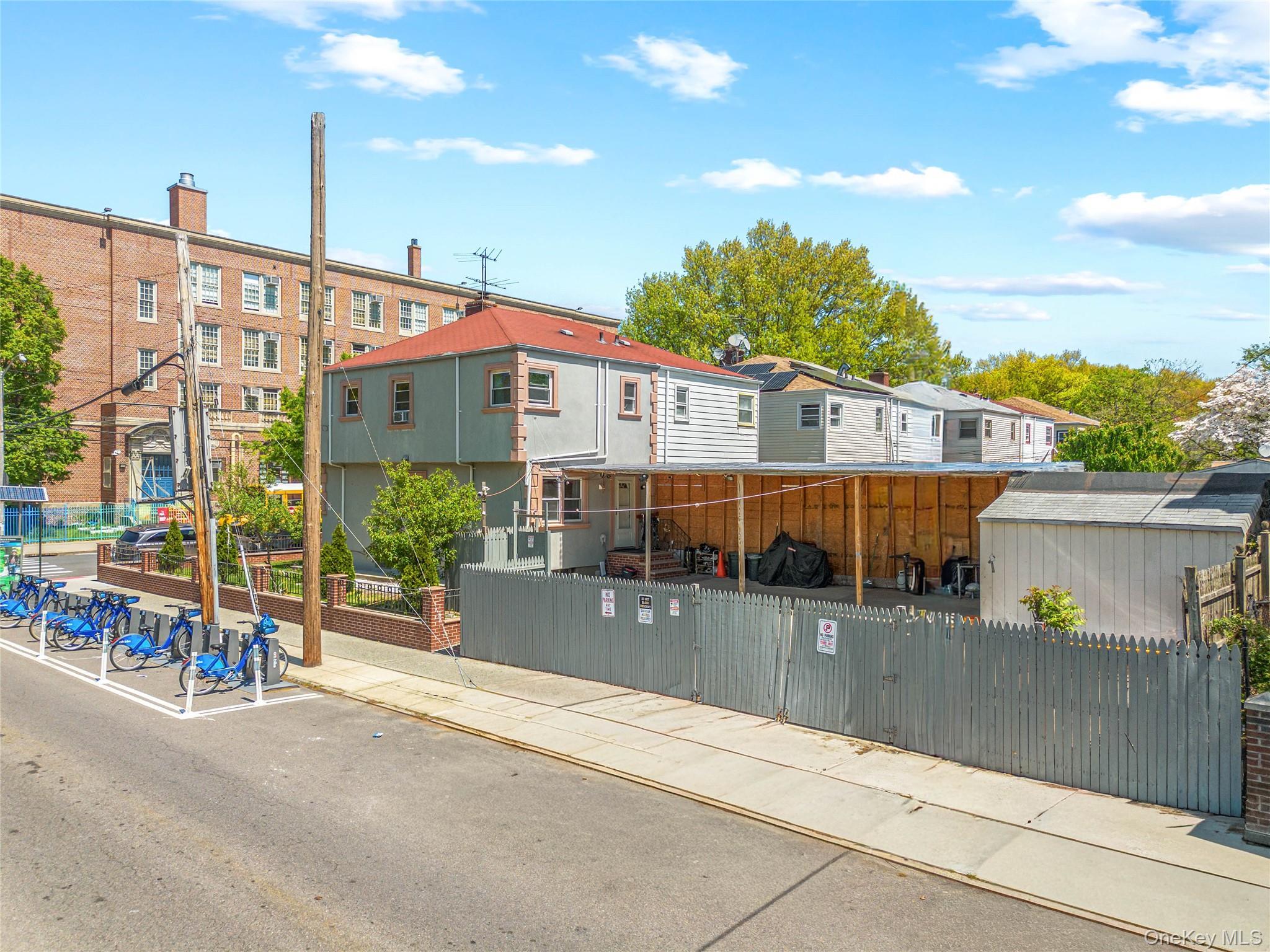 Single Family 25th Queens, NY 11369, MLS-995478-19