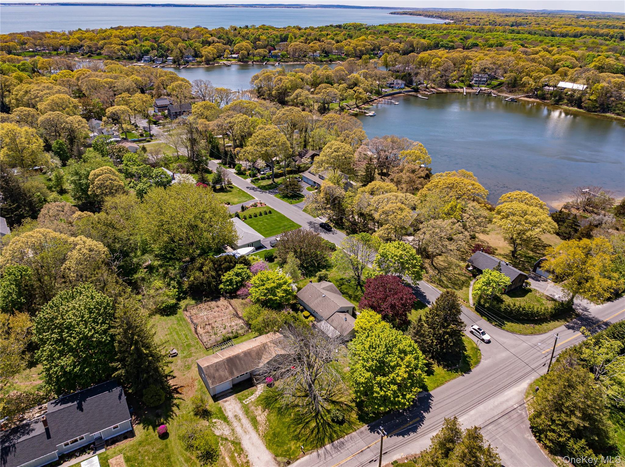 Single Family New Suffolk Avenue Suffolk County, NY 11952, MLS-995496-8