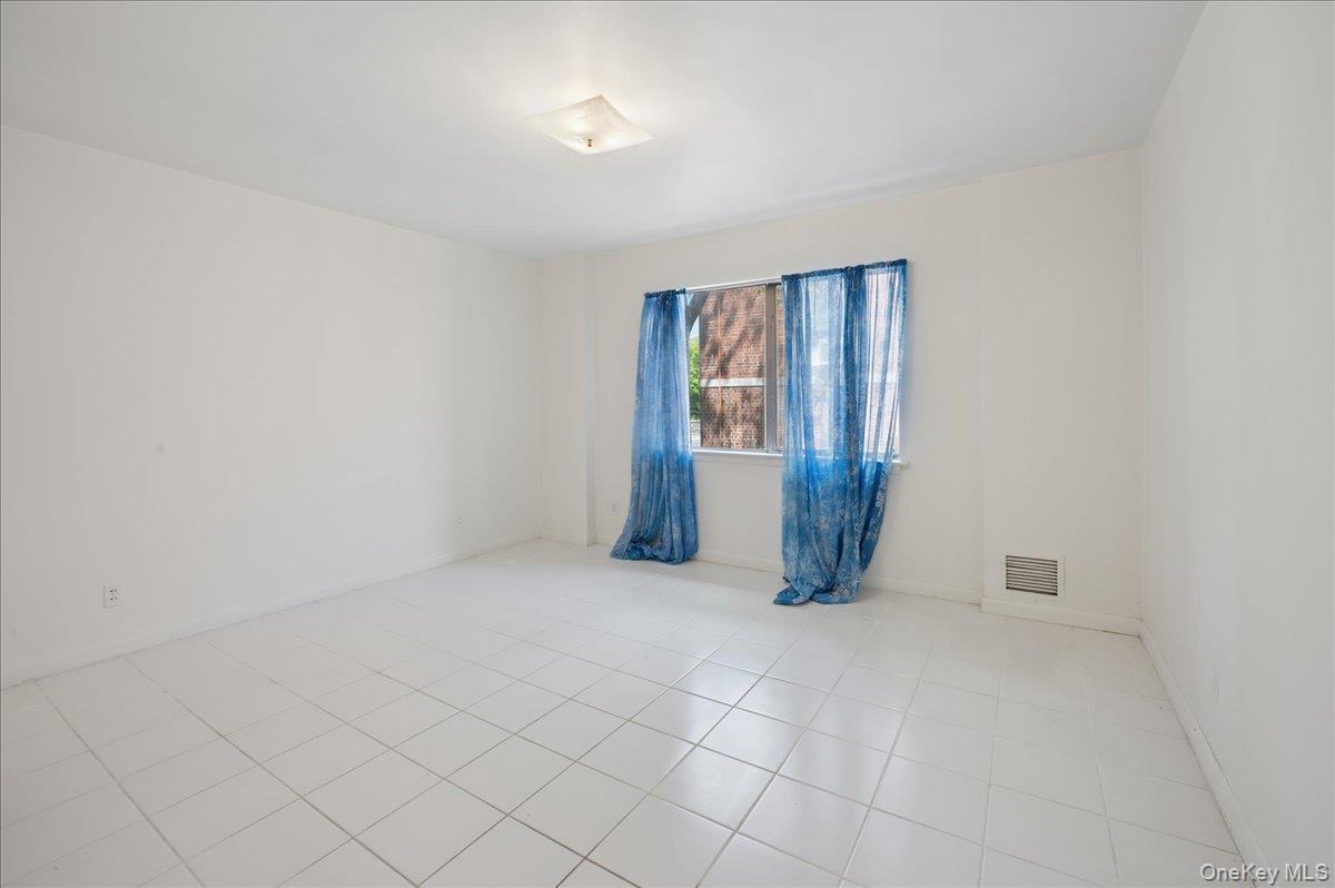 Single Family Henry Hudson  Bronx, NY 10471, MLS-995503-20