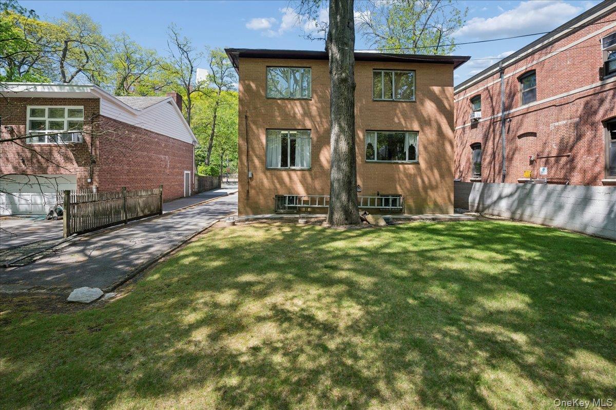Single Family Henry Hudson  Bronx, NY 10471, MLS-995503-4