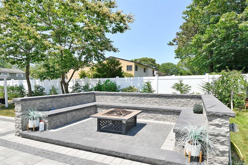 Single Family Newton  Suffolk County, NY 11784, MLS-995545-30