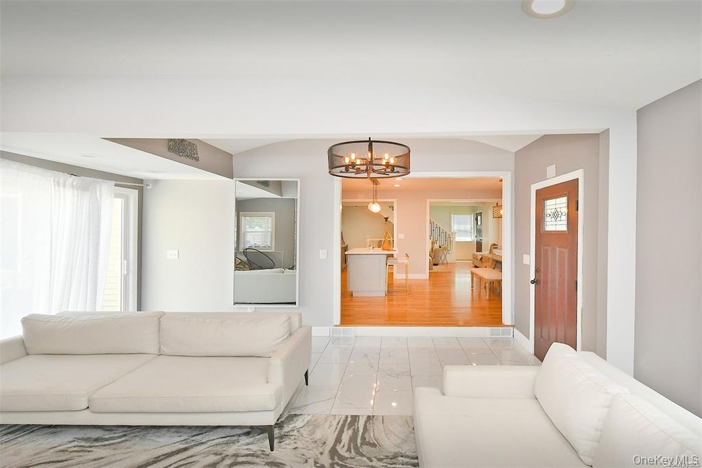 Single Family Newton  Suffolk County, NY 11784, MLS-995545-6
