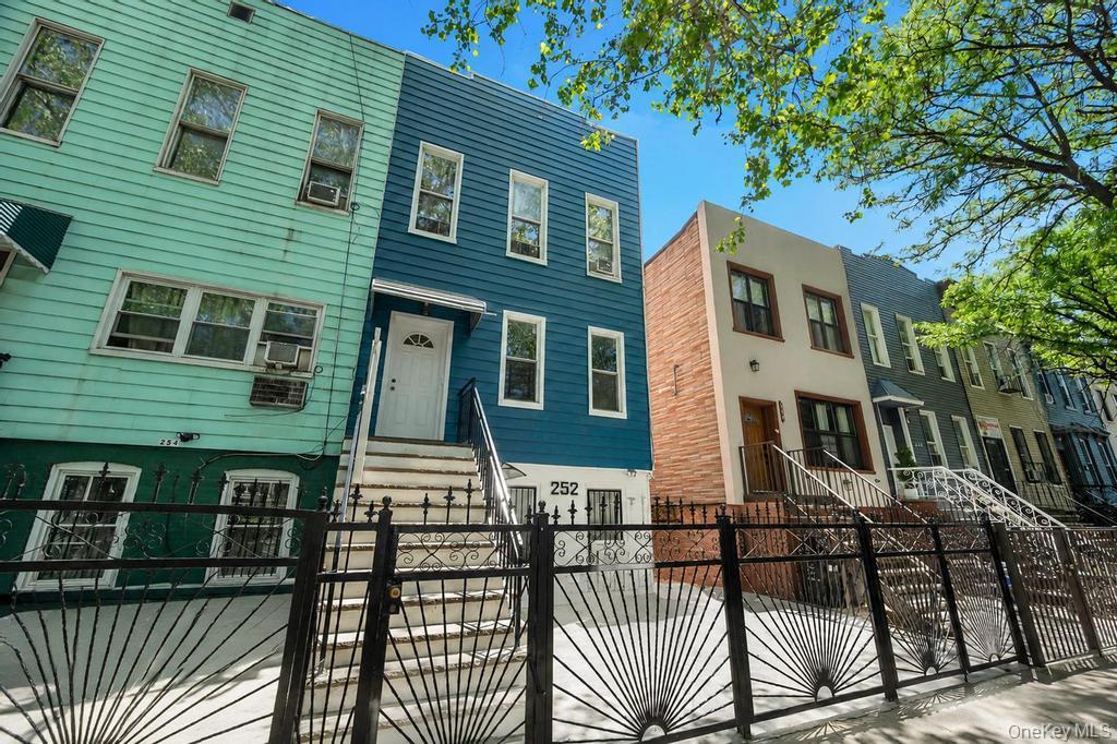 Single Family Woodbine Street Brooklyn, NY 11221, MLS-995548-2