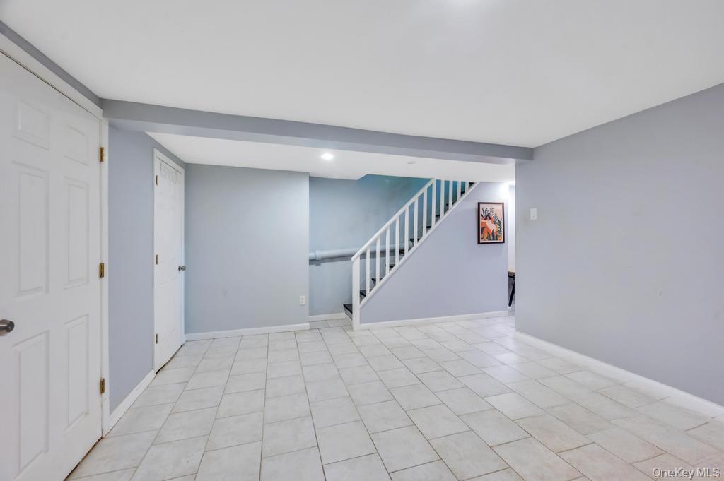 Single Family Woodbine Street Brooklyn, NY 11221, MLS-995548-32