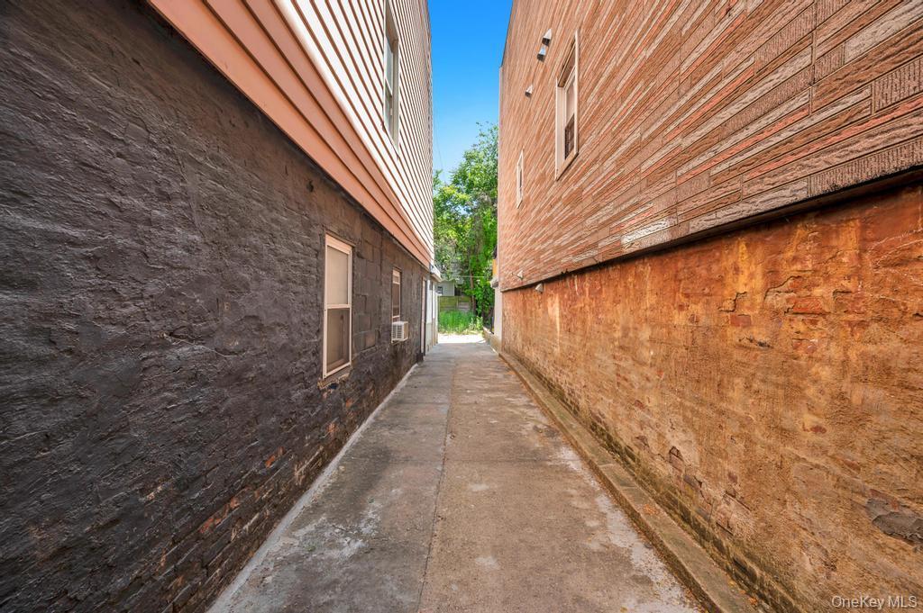 Single Family Woodbine Street Brooklyn, NY 11221, MLS-995548-6