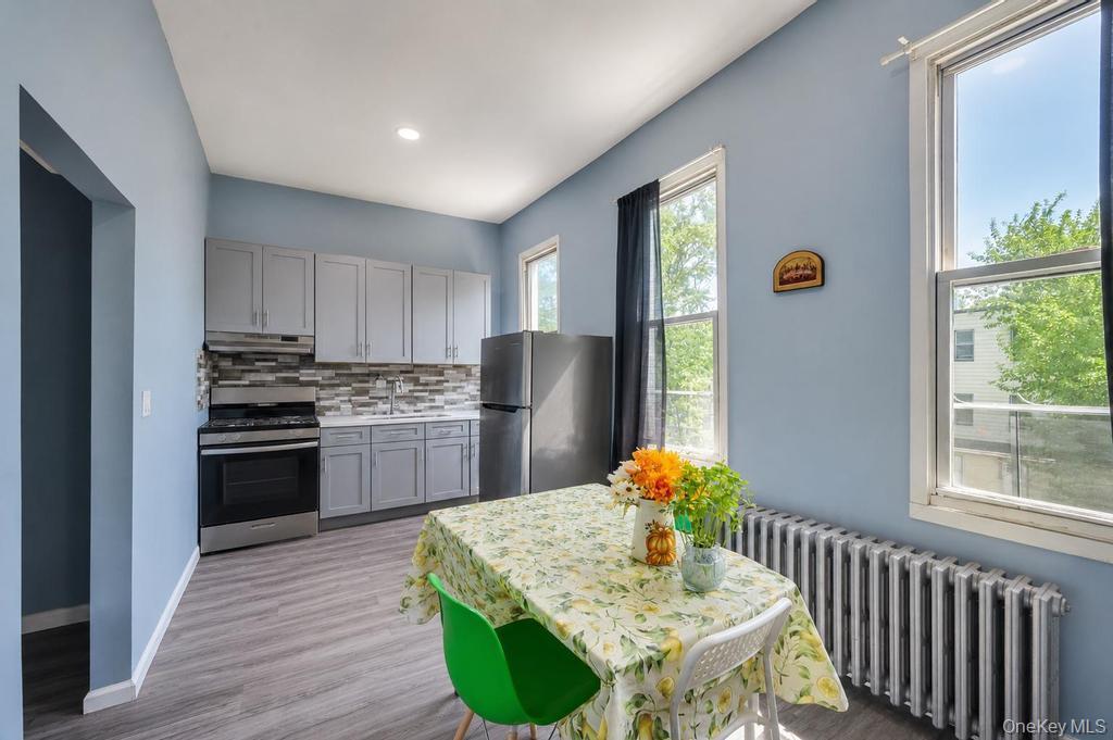 Single Family Woodbine Street Brooklyn, NY 11221, MLS-995548-7