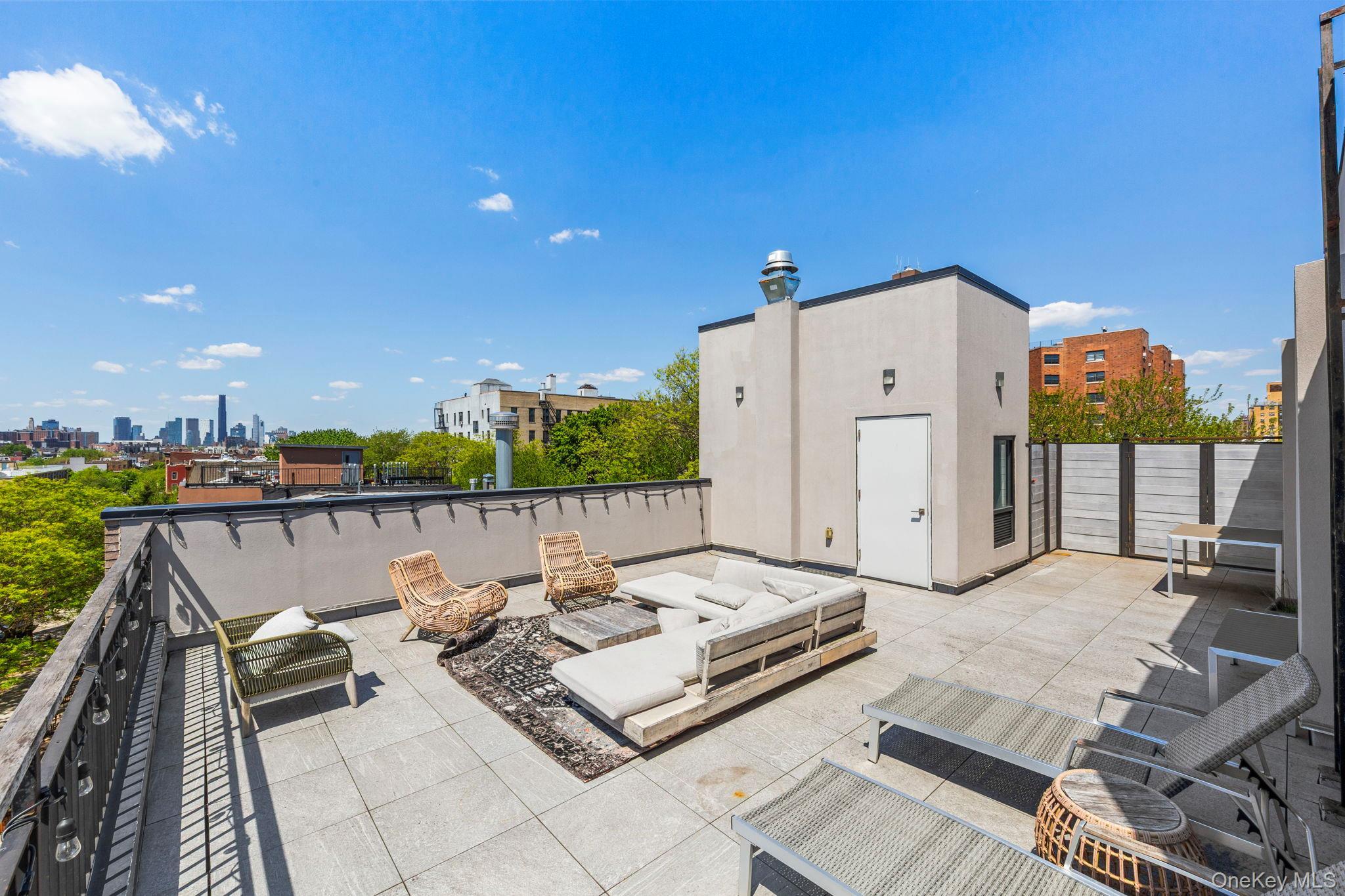 Condo Hart  Brooklyn, NY 11206, MLS-995551-29