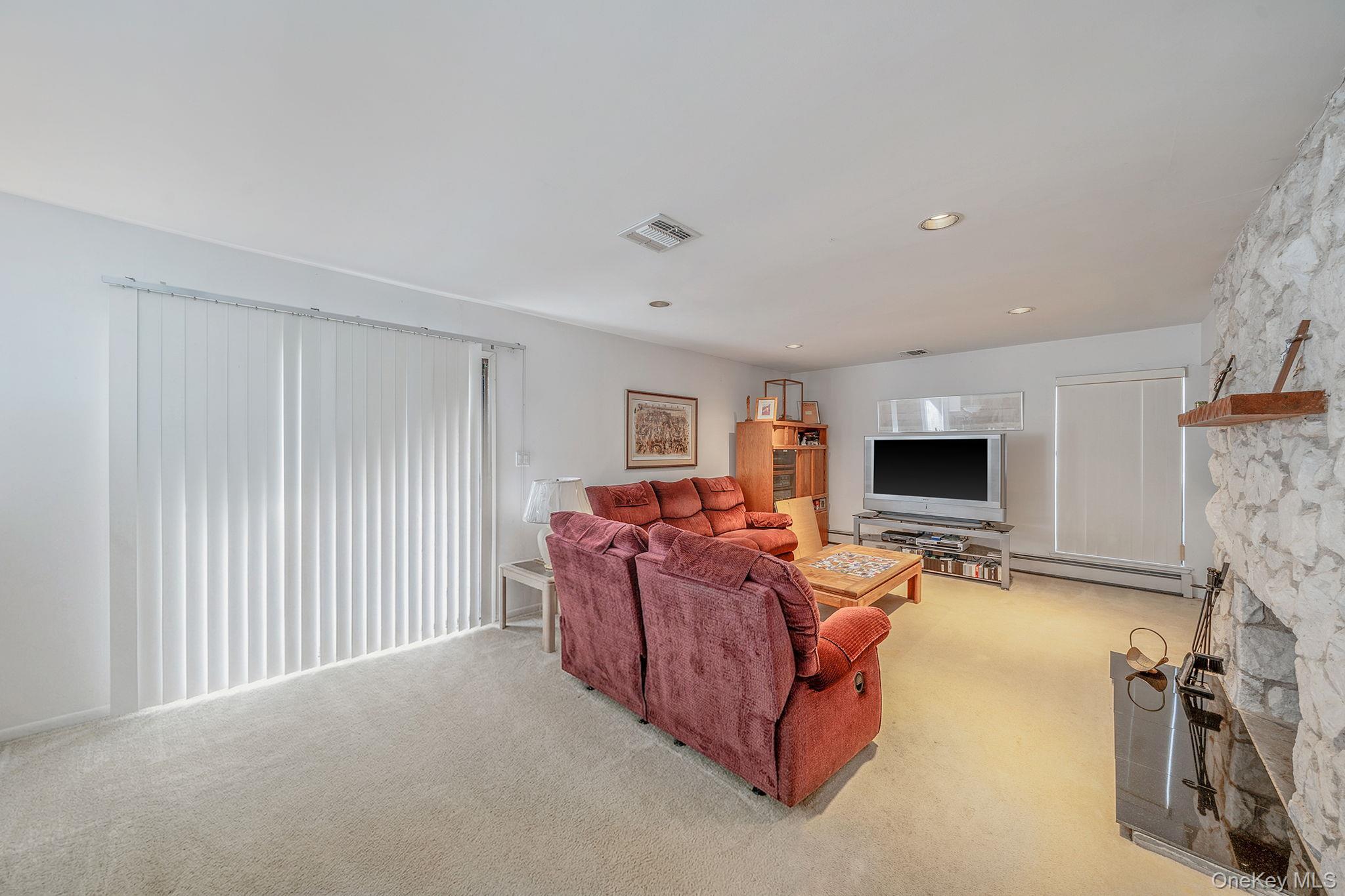 Single Family Lily Drive Suffolk County, NY 11720, MLS-995561-14