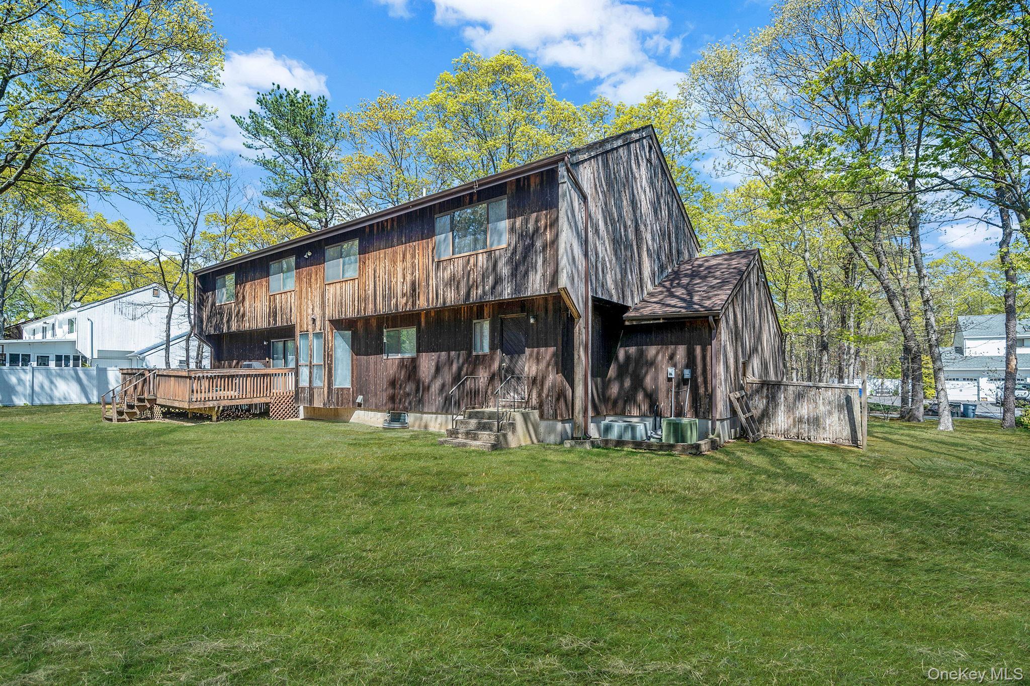 Single Family Lily Drive Suffolk County, NY 11720, MLS-995561-8