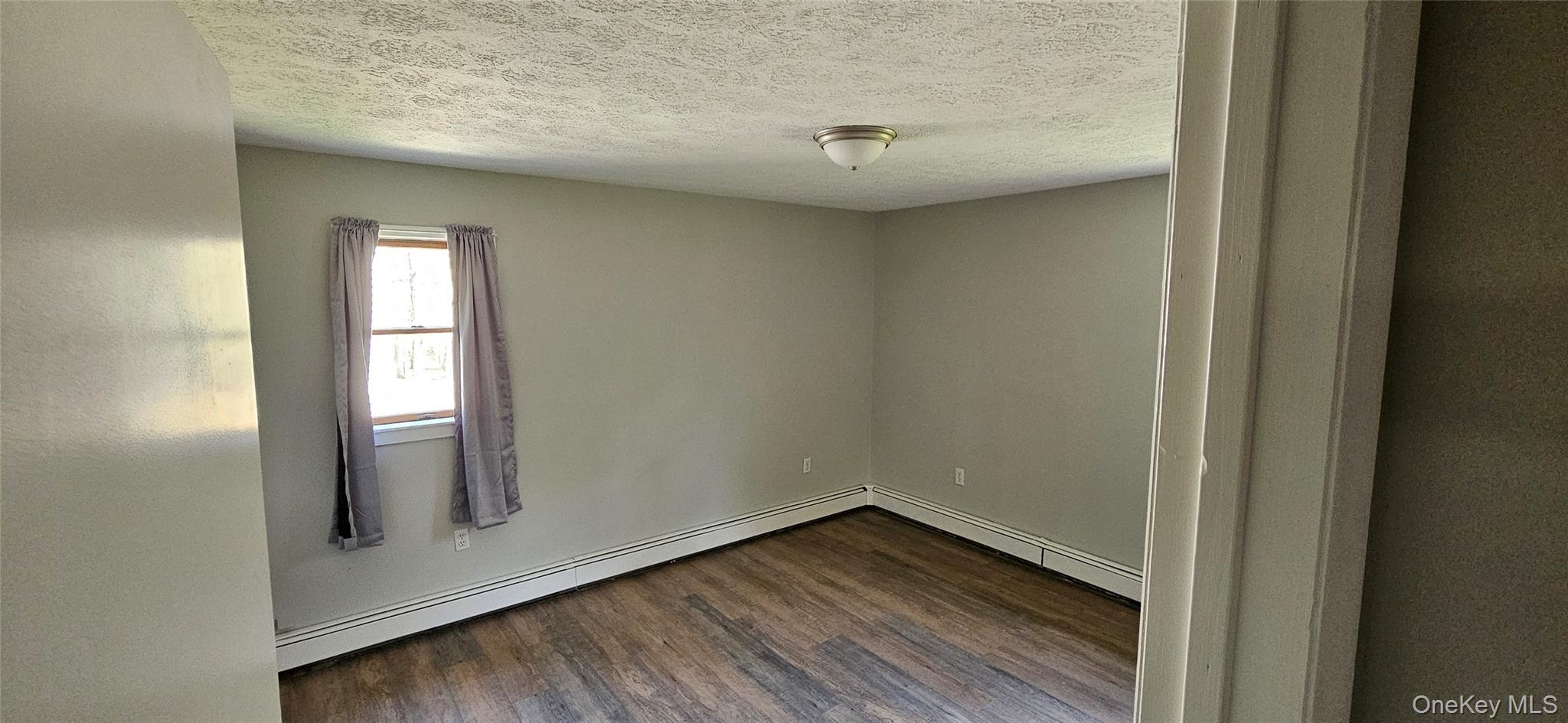 Single Family Peenpack  Orange County, NY 12780, MLS-995565-11