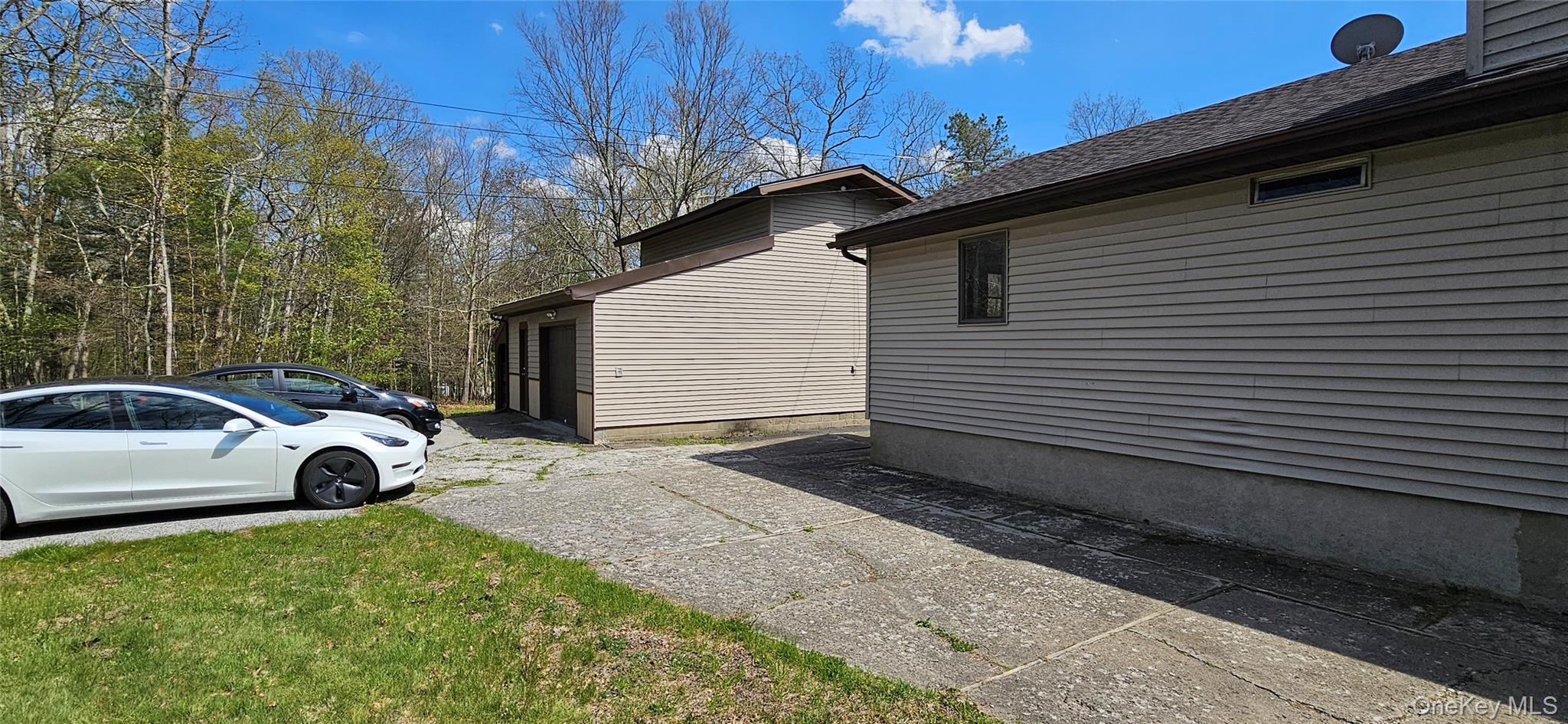 Single Family Peenpack  Orange County, NY 12780, MLS-995565-22