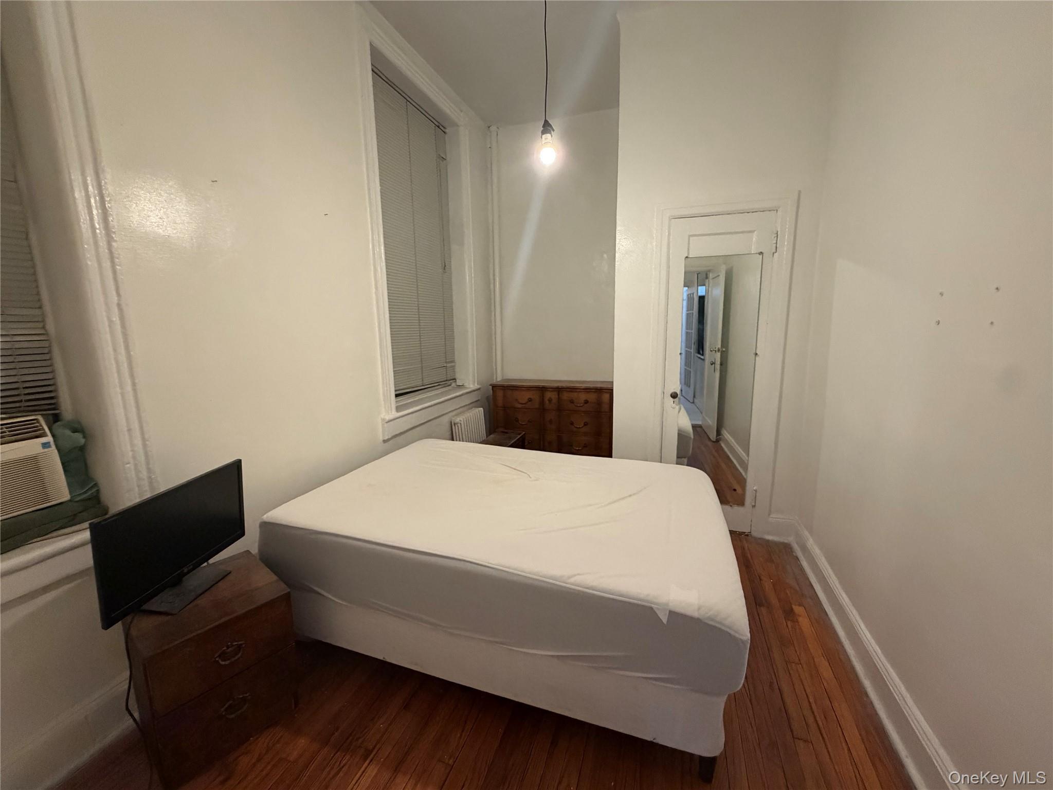 Apartment 9th Manhattan, NY 10019, MLS-995593-6