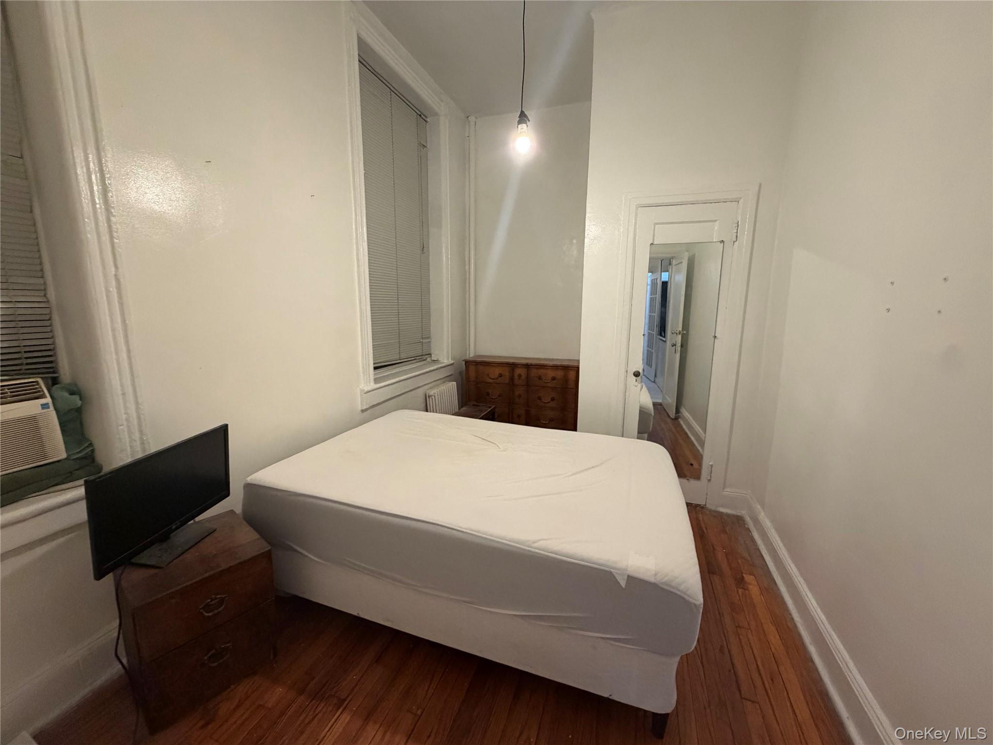 Apartment 9th Manhattan, NY 10019, MLS-995593-7