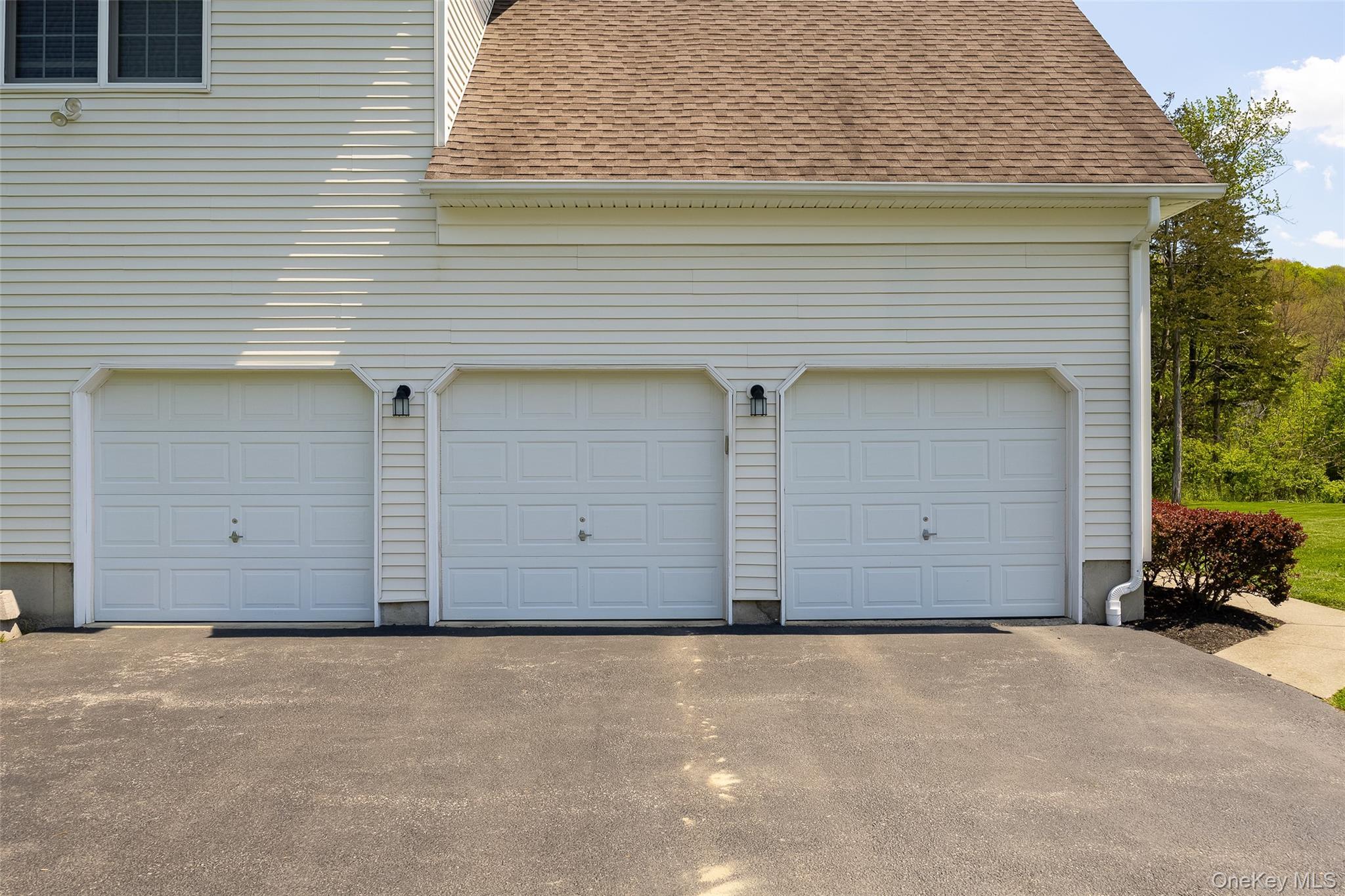 Single Family Hayden  Dutchess County, NY 12603, MLS-995611-35