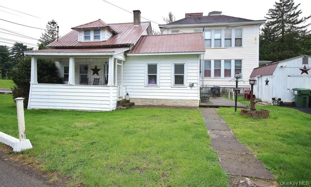 Single Family in Wawarsing - Irish Cape Ulster County, NY 12458