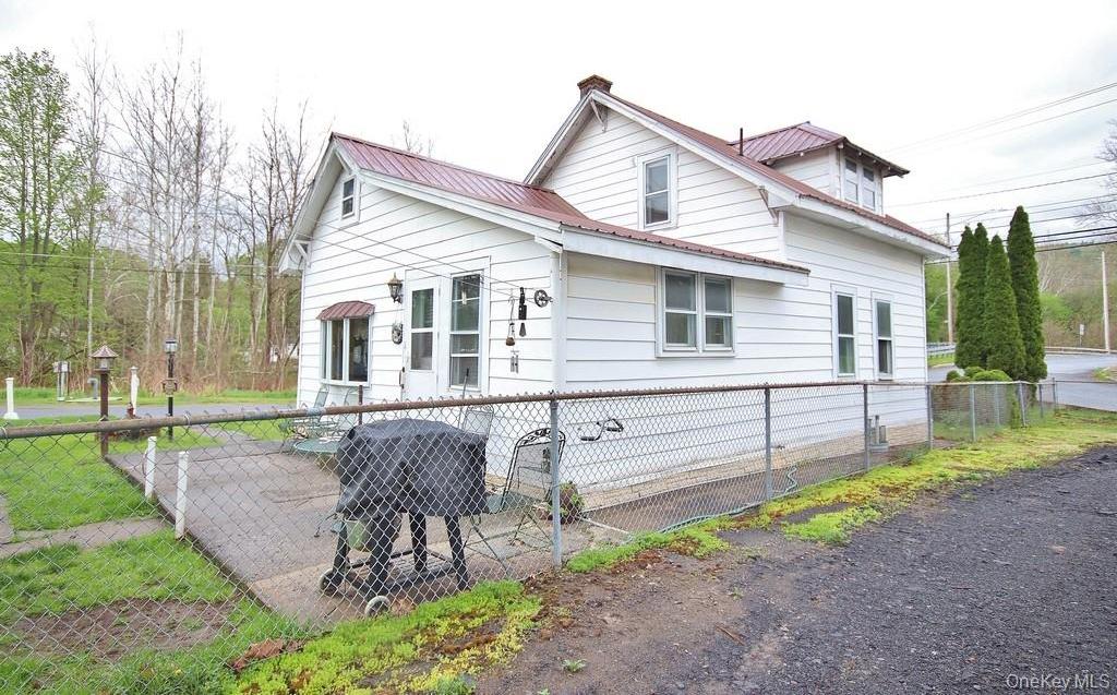 Single Family Irish Cape Ulster County, NY 12458, MLS-995615-11