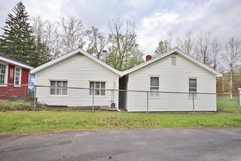 Single Family Irish Cape Ulster County, NY 12458, MLS-995615-13