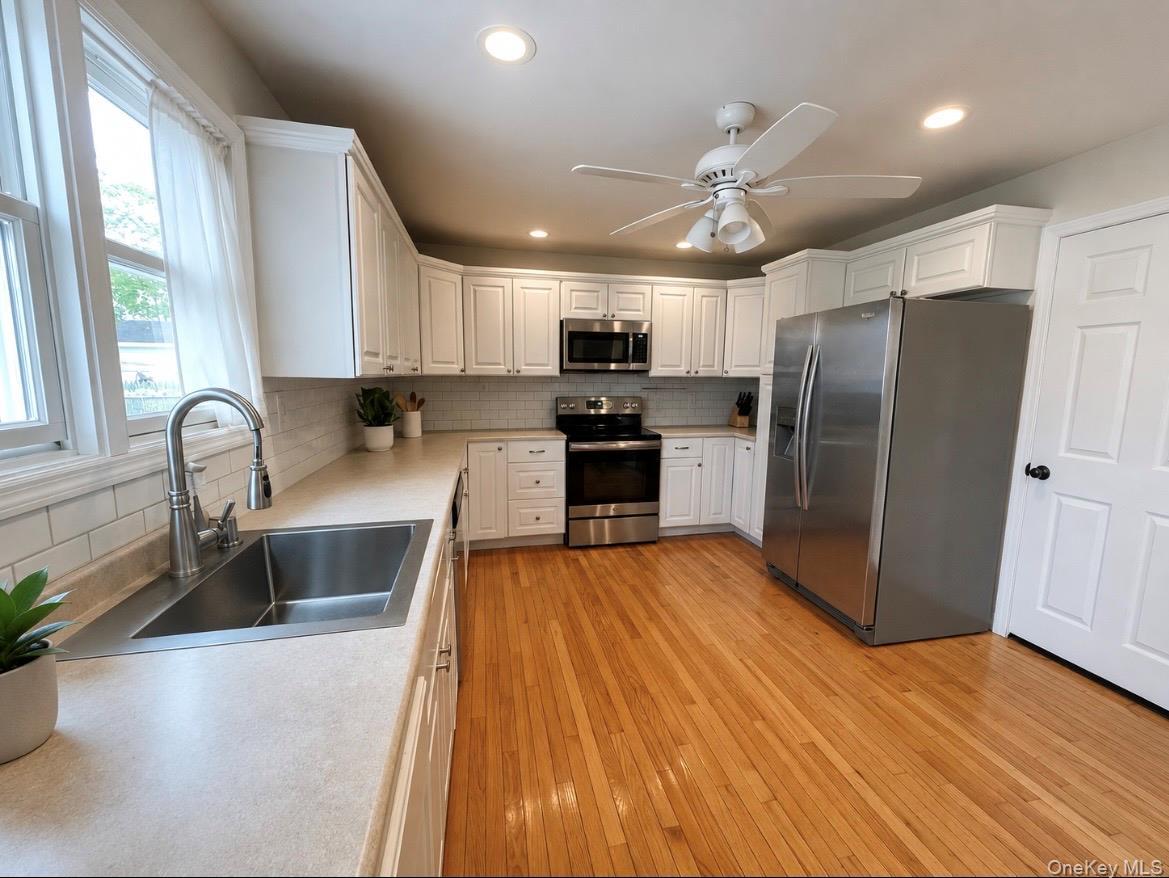 Single Family Bay Street Suffolk County, NY 11934, MLS-995617-4