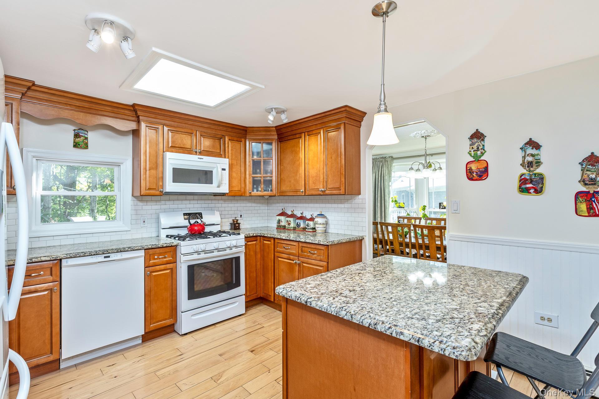 Single Family Middle Road Suffolk County, NY 11933, MLS-995626-13
