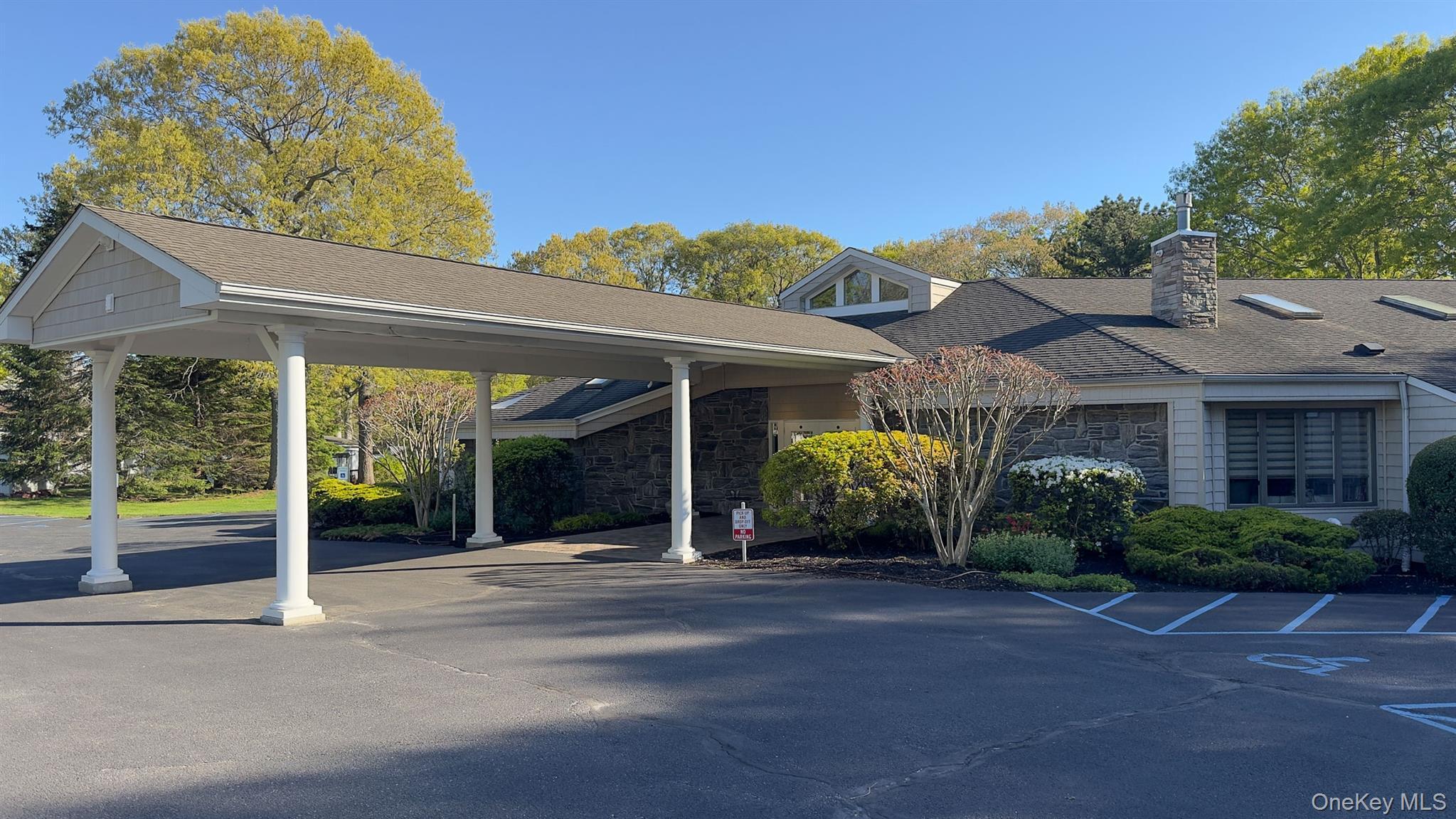 Single Family Middle Road Suffolk County, NY 11933, MLS-995626-28