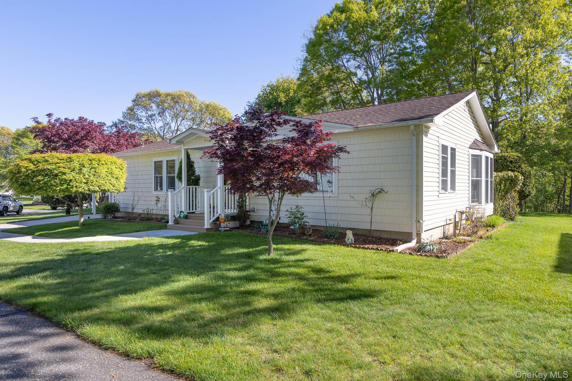 Single Family Middle Road Suffolk County, NY 11933, MLS-995626-3